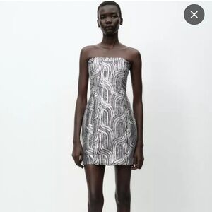 Zara Elegant Silver Sequin Dress 😍 XS mini sparkly